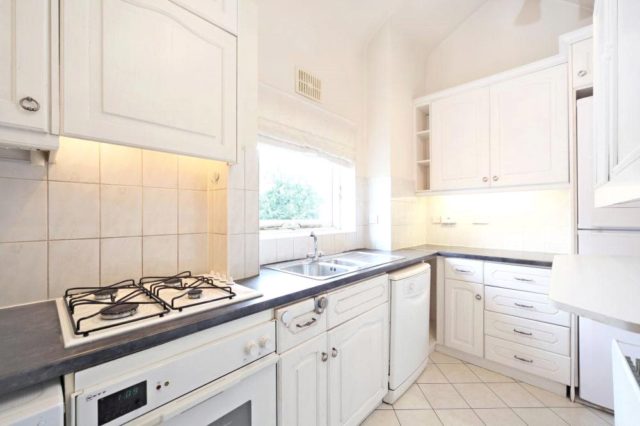  Image of 2 bedroom Flat to rent in Howley Place London W2 at Howley Place  London, W2 1XA